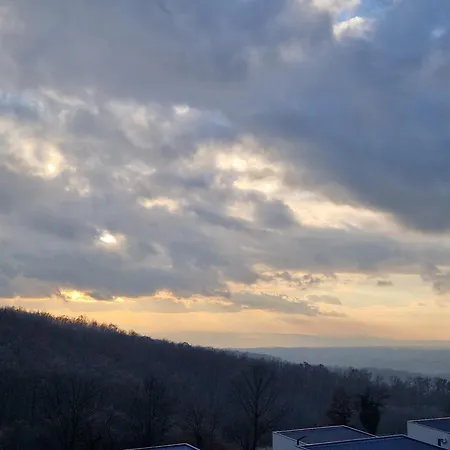 Kosmaj Renew - Sunset View Apartment *